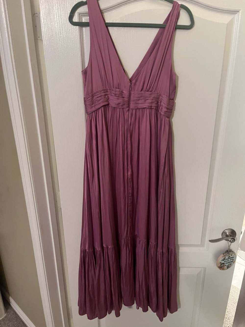 Mauve Purple V-Neck Sleeveless Satin Dress - Picture 3 of 3